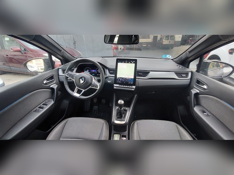 Renault Captur 100CV foto 10